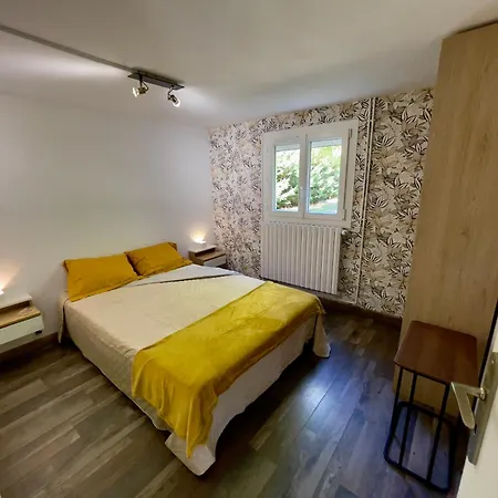 Les Loups Apartment